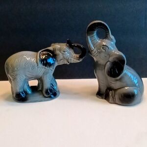 Vintage set of 2 grey black ceramic elephant's made in Brazil